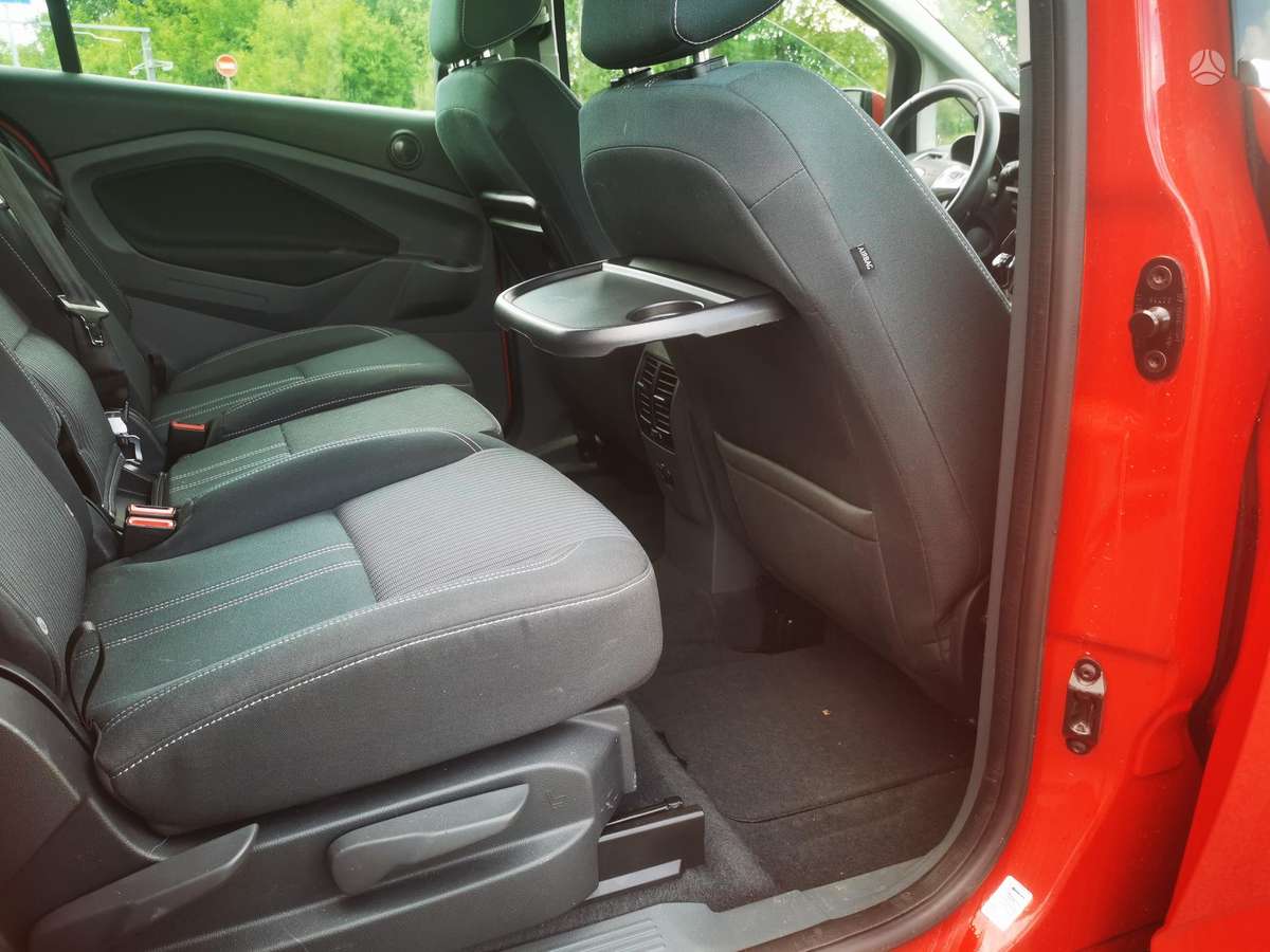 Ford Grand C-MAX - 6
