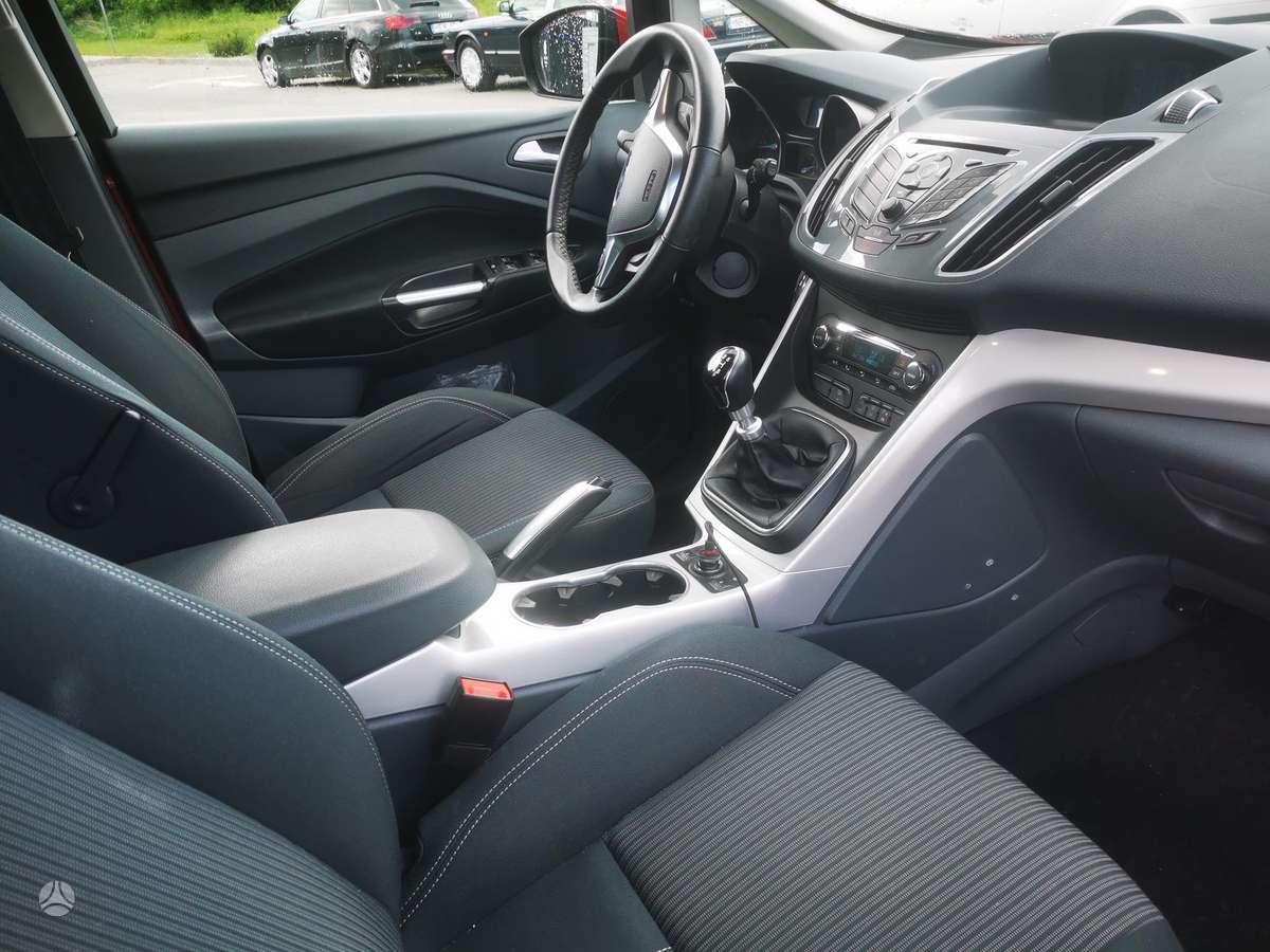 Ford Grand C-MAX - 9