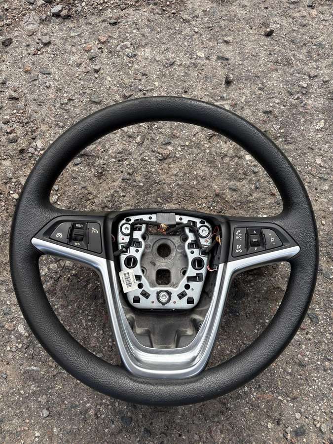 Opel Insignia, 1.8 l., Седан