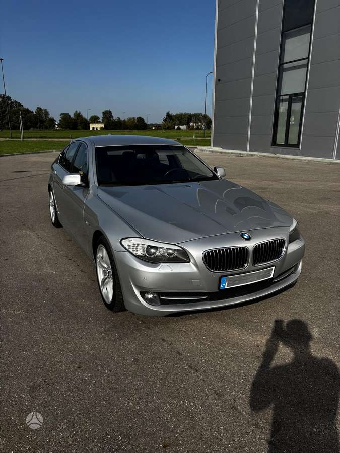 BMW 530, 3.0 l., Седан