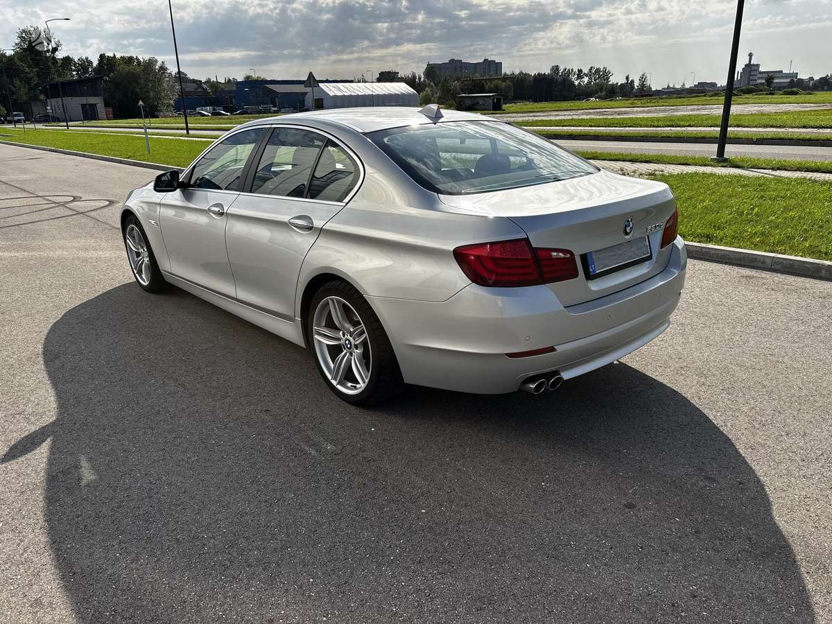 BMW 530, 3.0 l., Седан