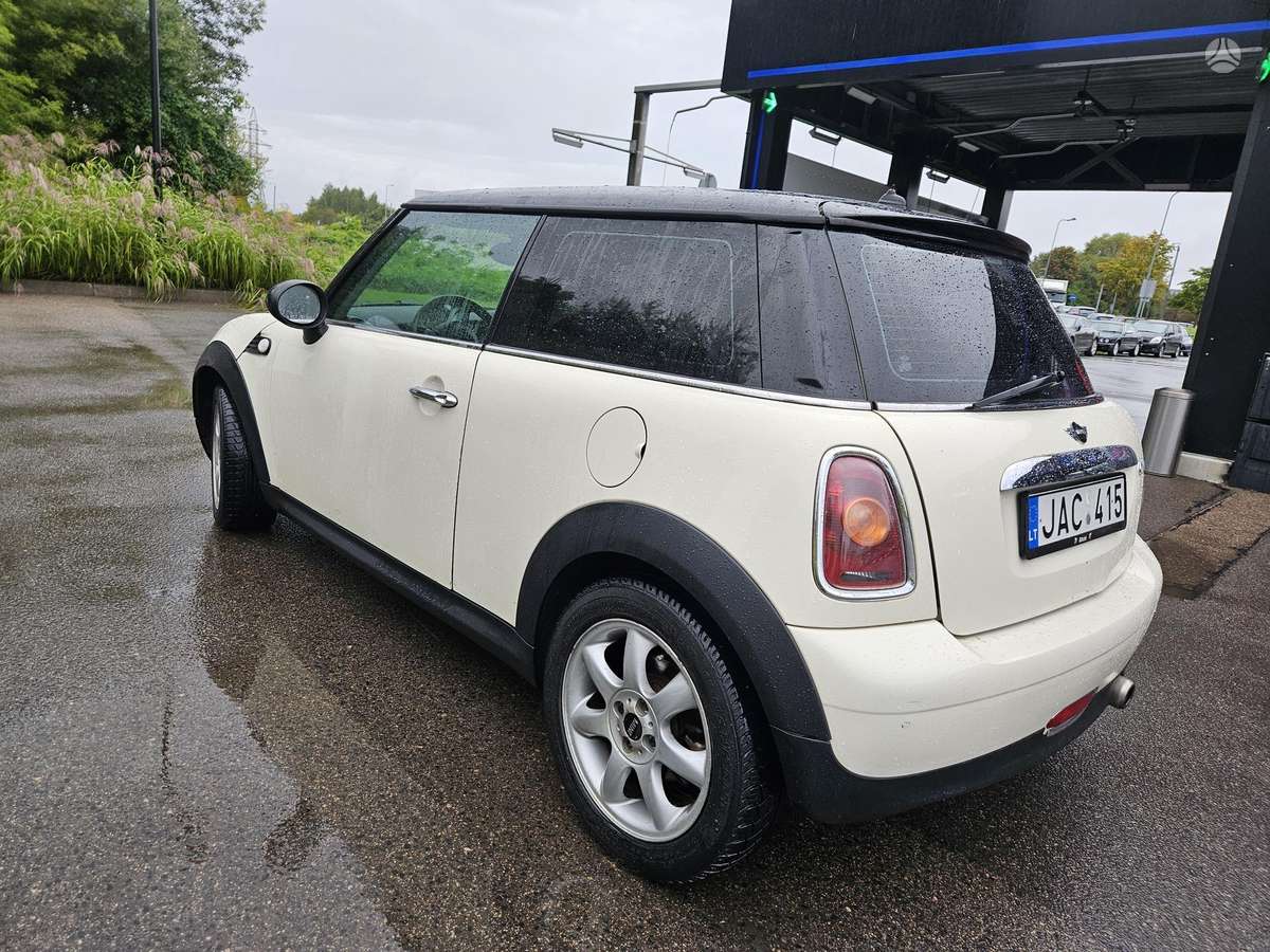 Mini Cooper, 1.4 l., Хэтчбек