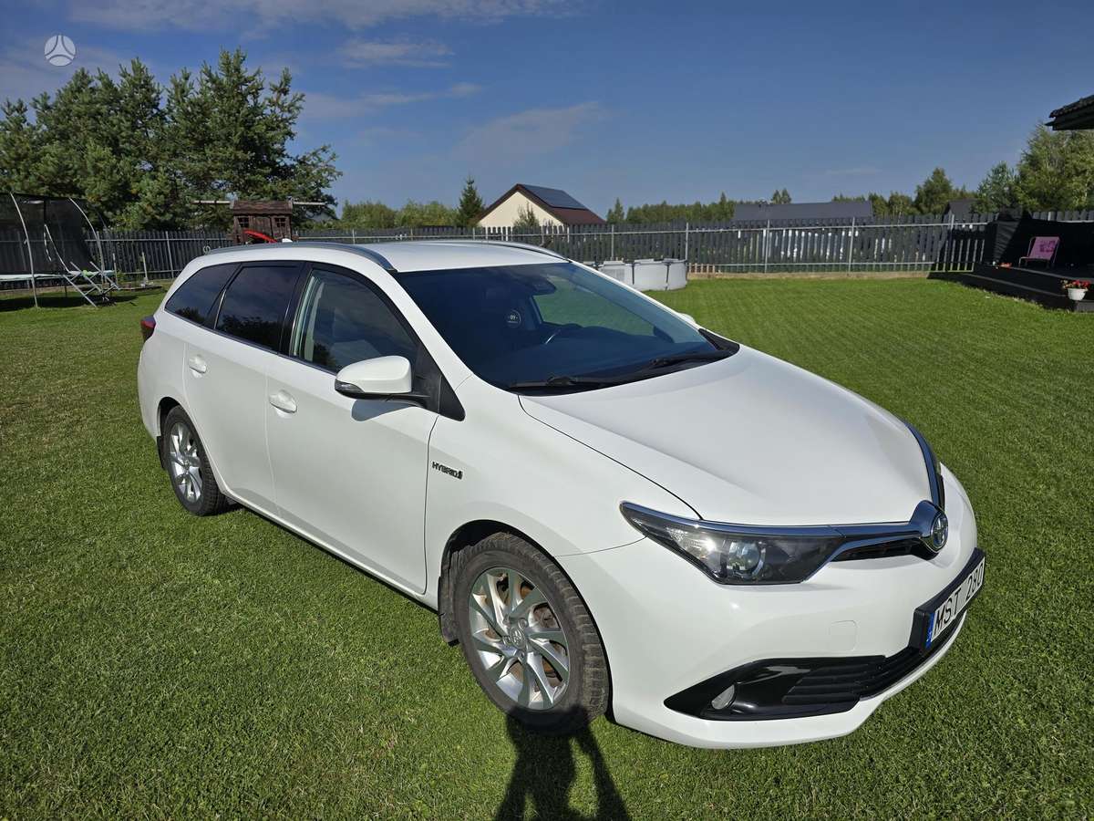 Toyota Auris - 2