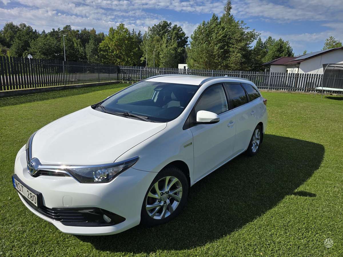Toyota Auris - 3