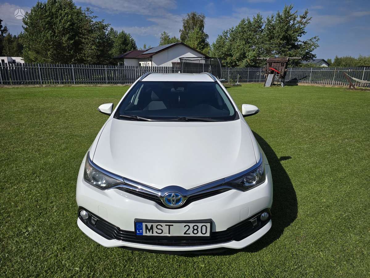 Toyota Auris - 4