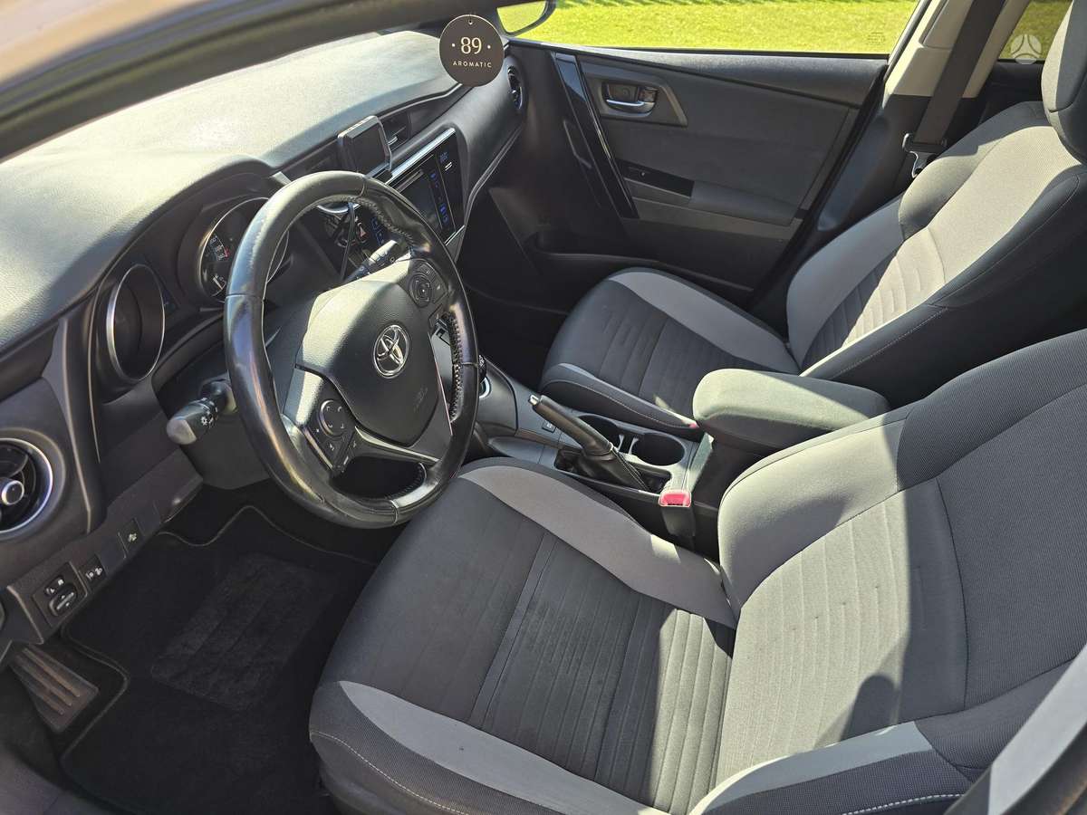 Toyota Auris - 9