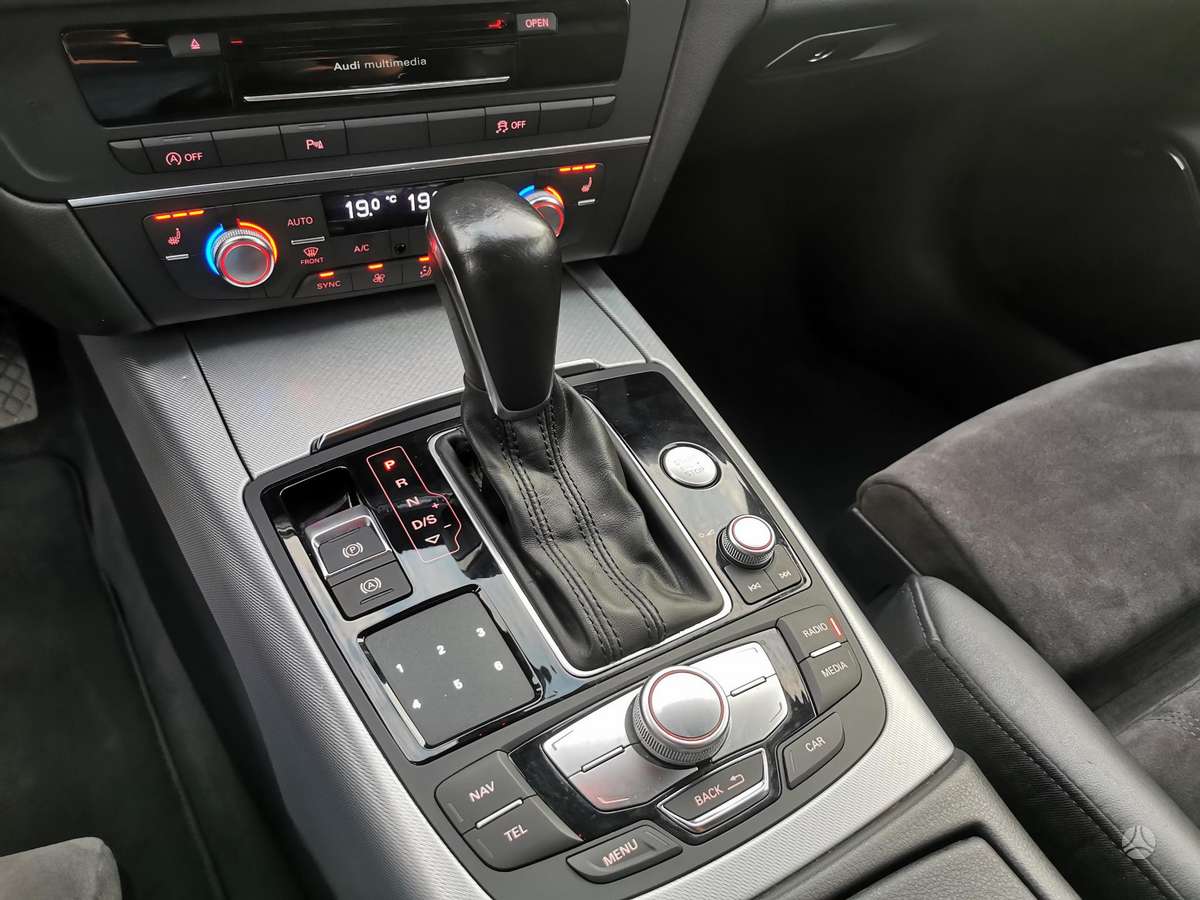 Audi A6, 2.0 l., Универсал