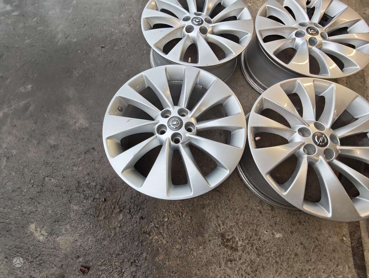 Opel Astra, light alloy, R18