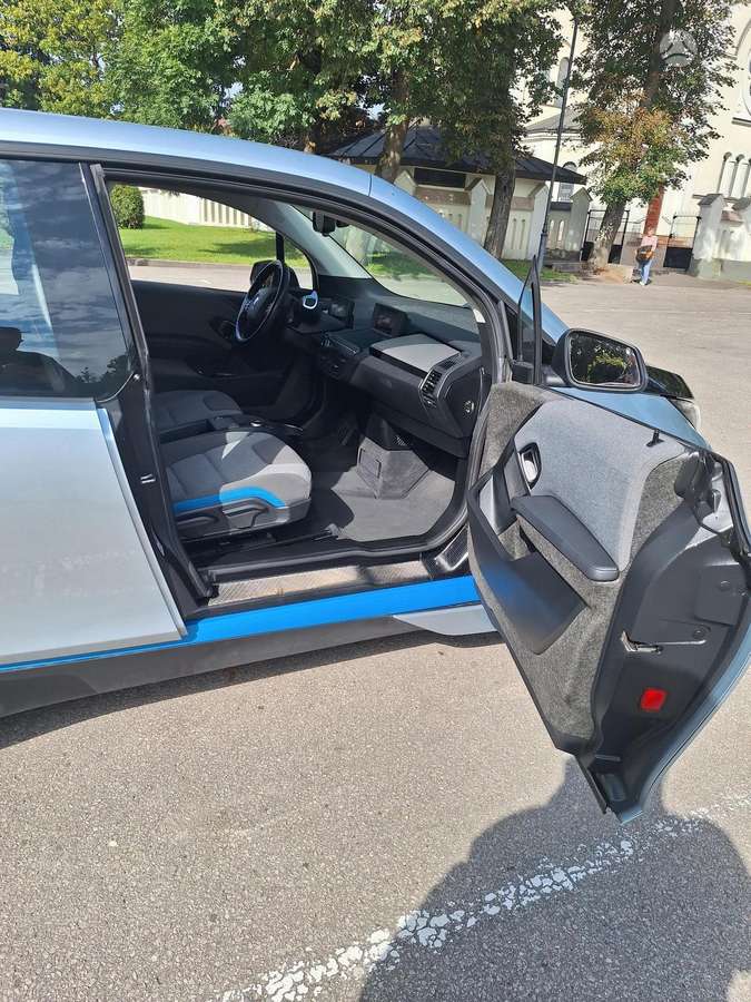 BMW i3, 33 кВт·ч, Хэтчбек