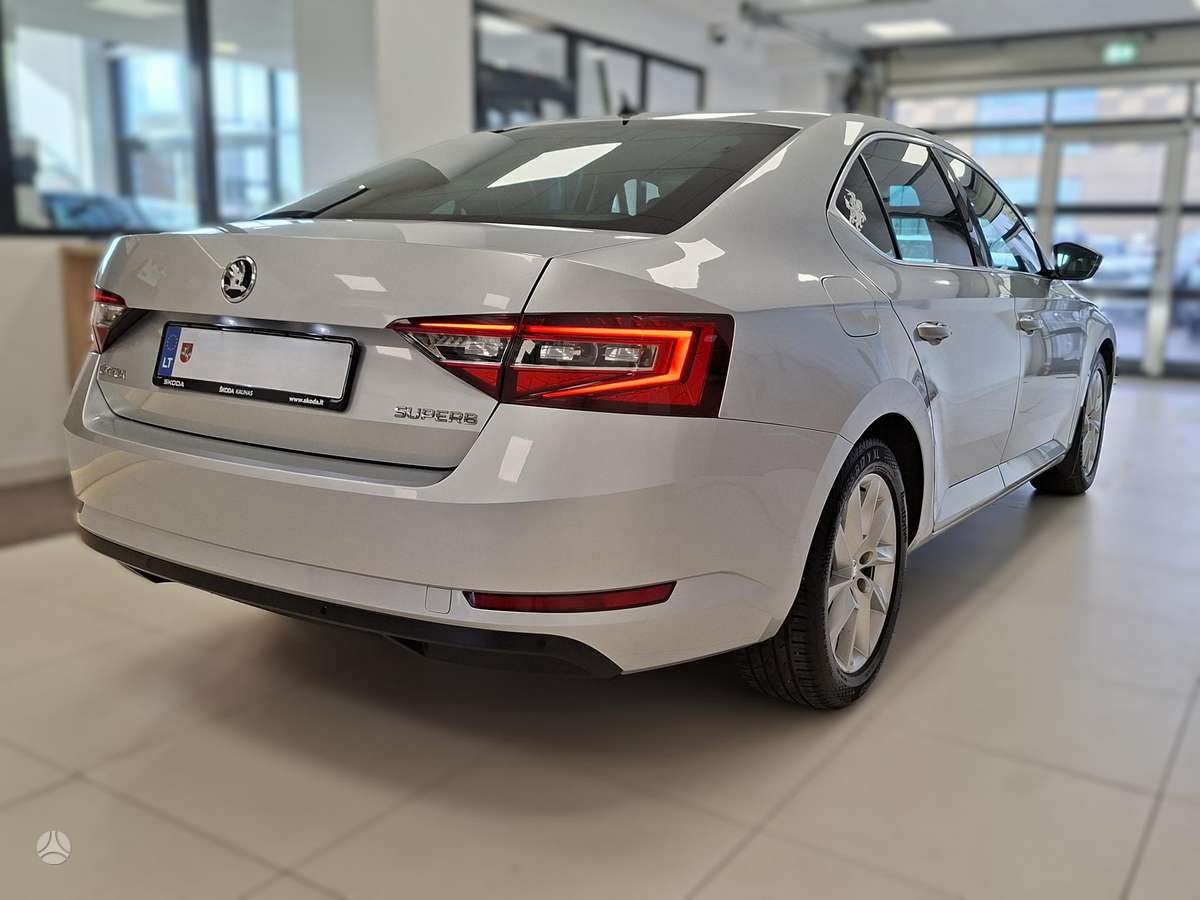 Škoda Superb - 5