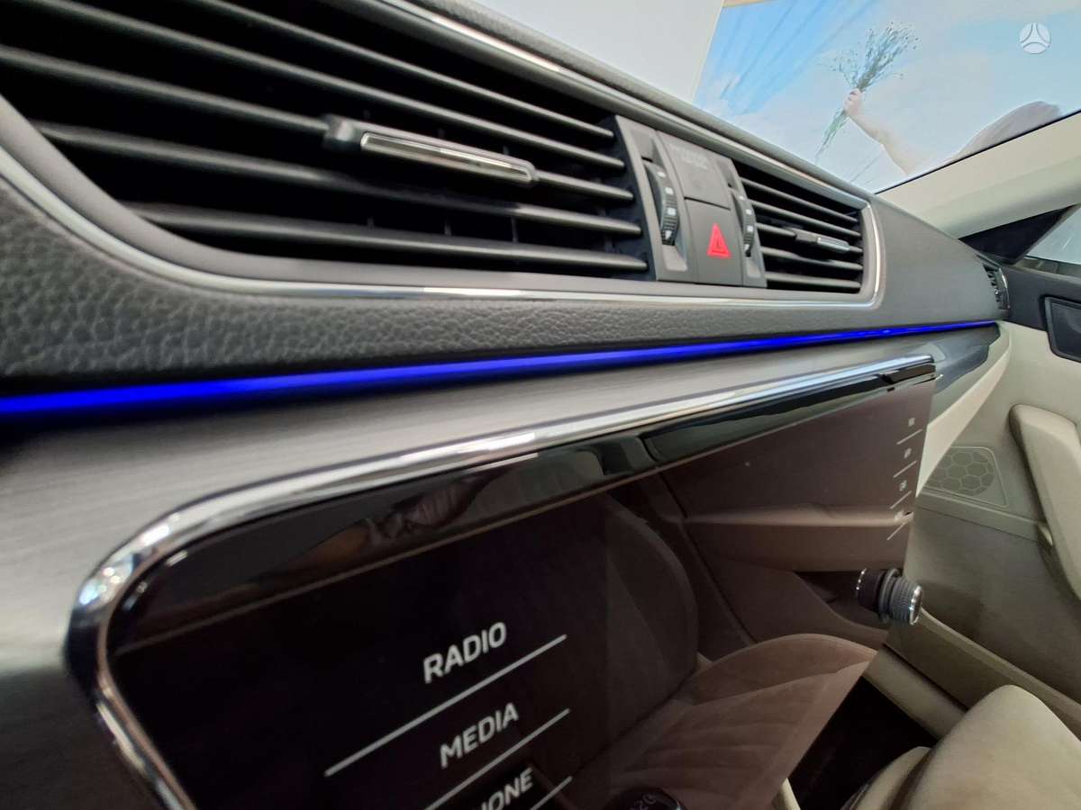 Skoda Superb, 1.8 l., hatchback