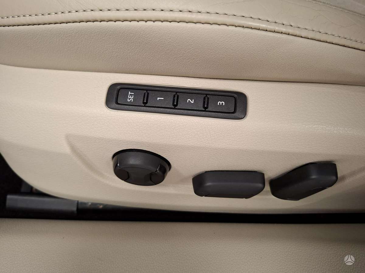 Skoda Superb, 1.8 l., hatchback