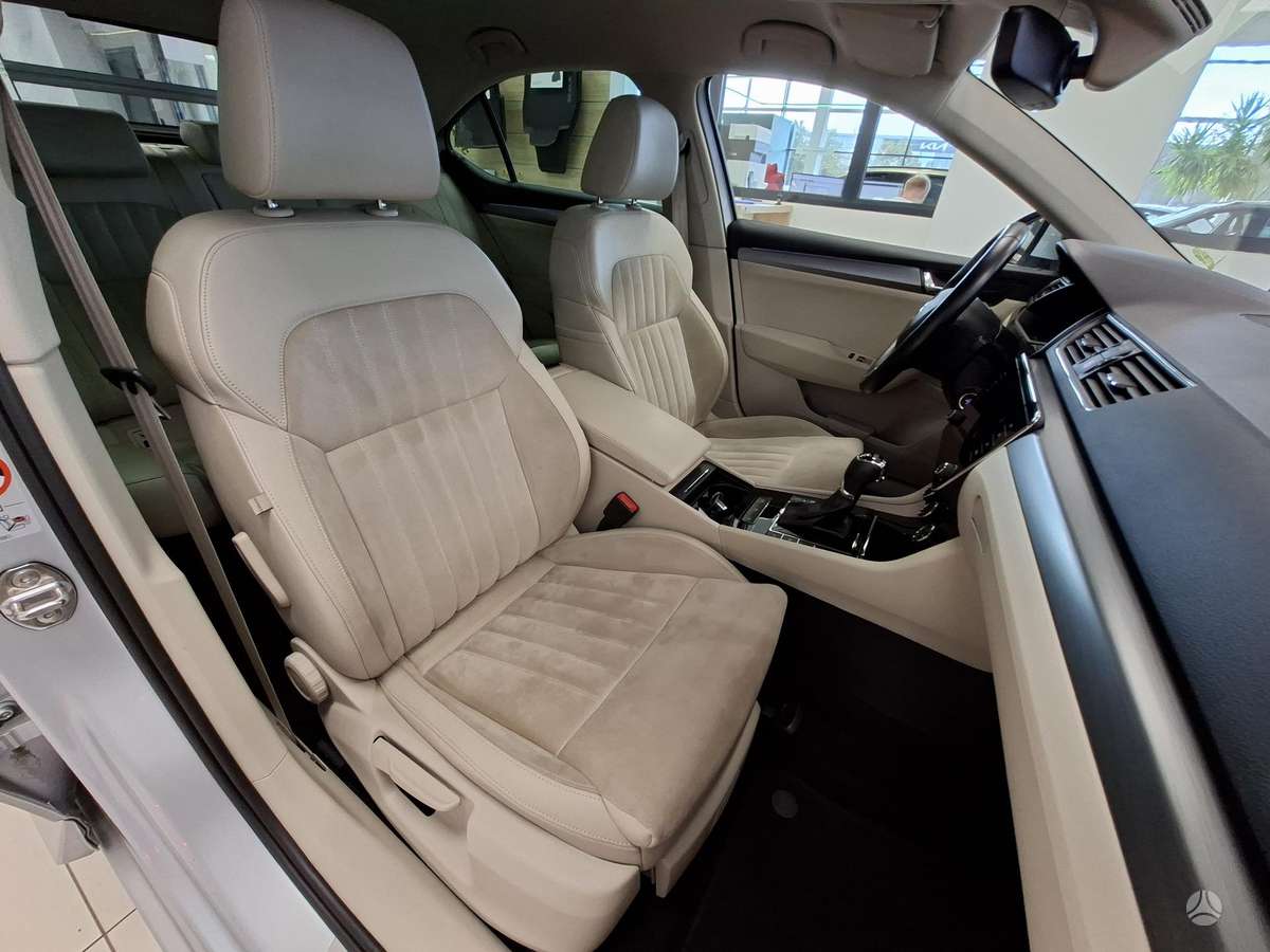 Skoda Superb, 1.8 l., hatchback