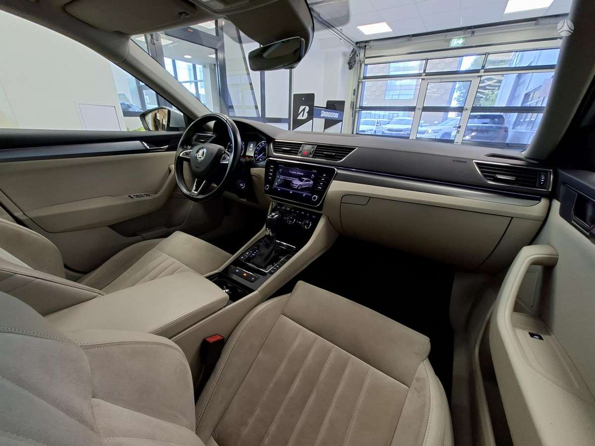 Skoda Superb, 1.8 l., hatchback