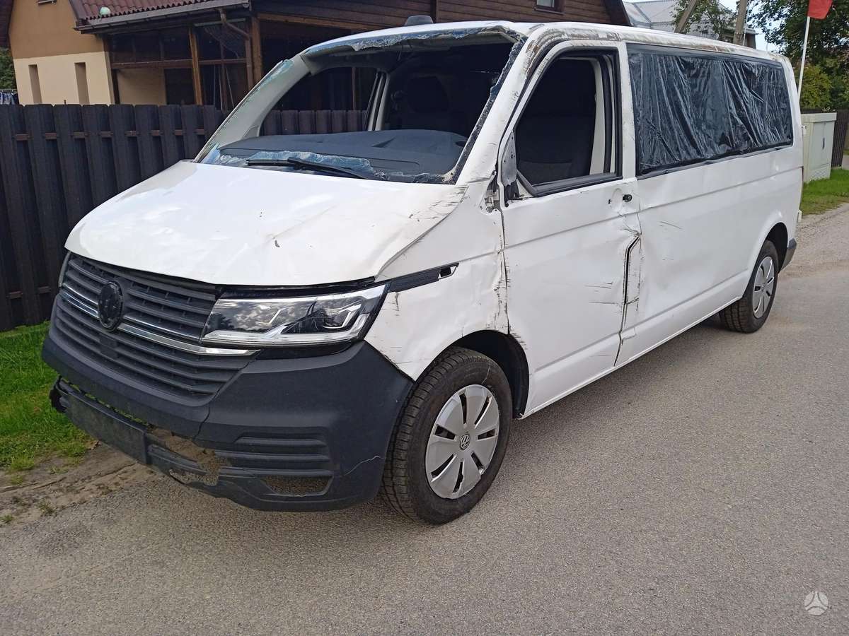 Volkswagen Transporter - 11