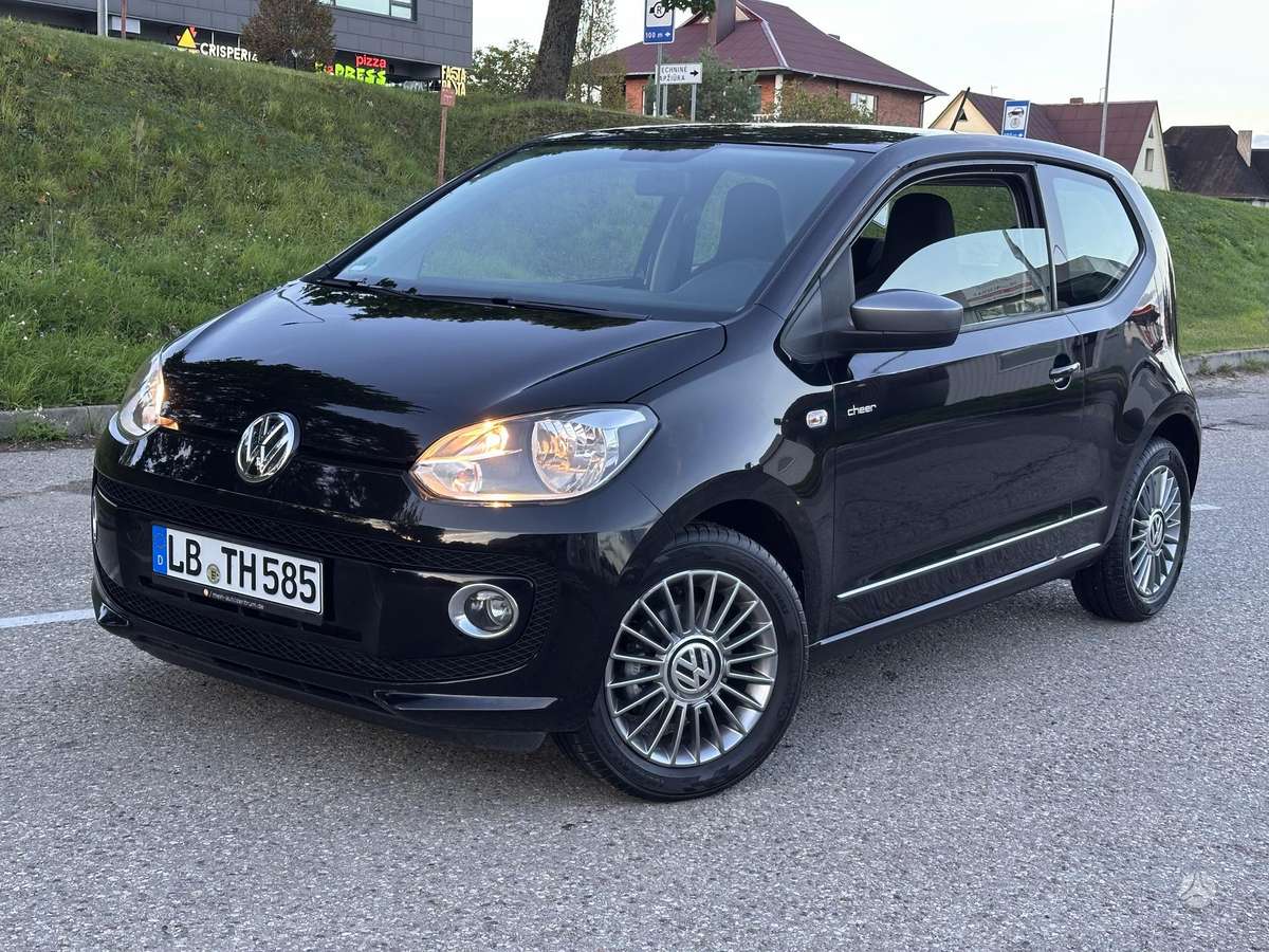 Volkswagen Up - 3