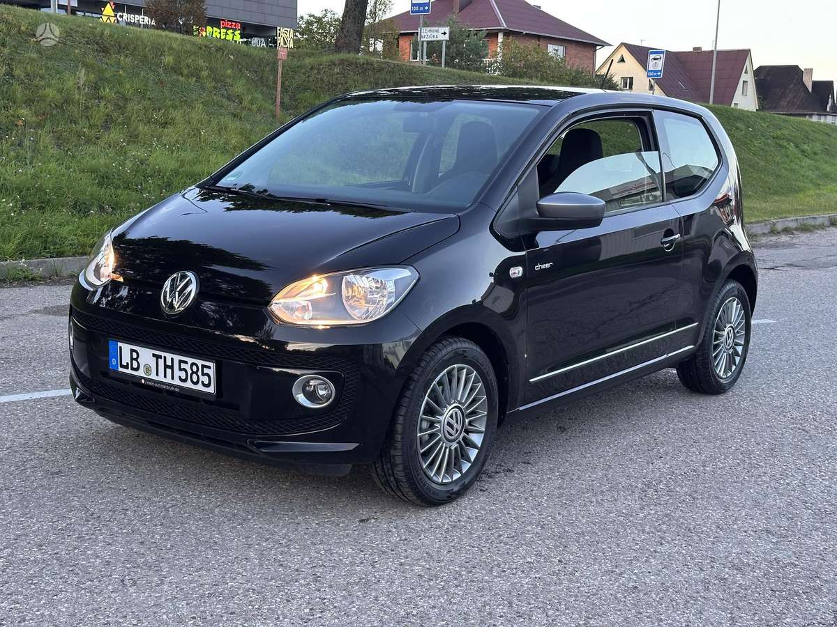 Volkswagen Up - 4