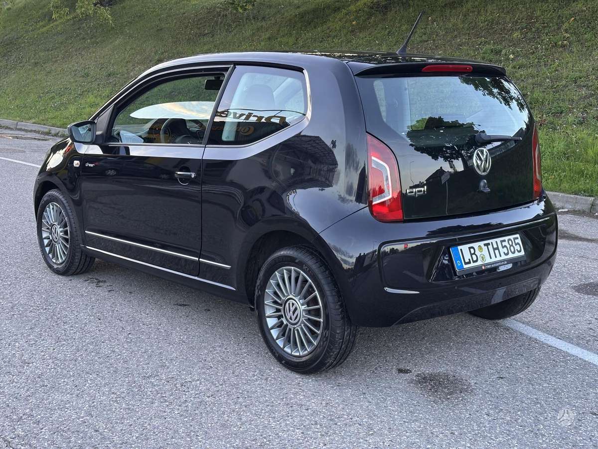 Volkswagen Up - 6