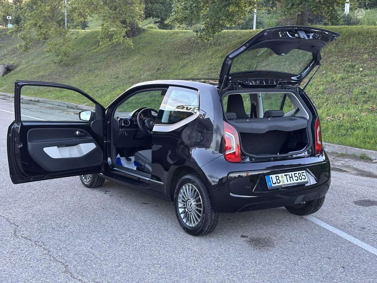 Volkswagen Up - 7