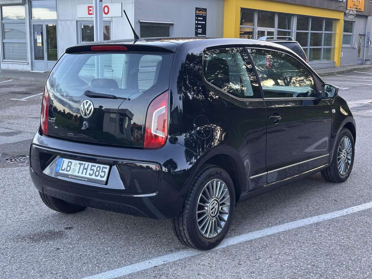 Volkswagen Up - 12