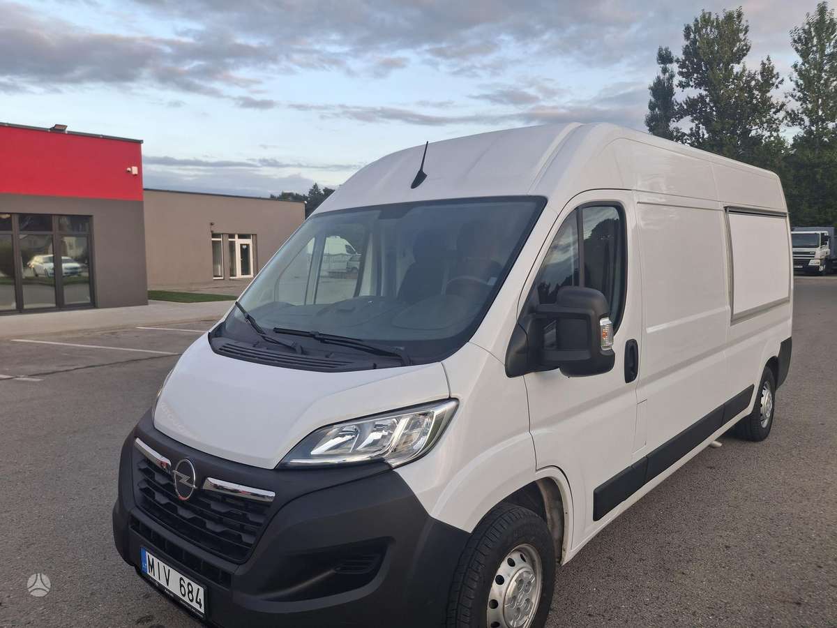 Opel Movano - 1