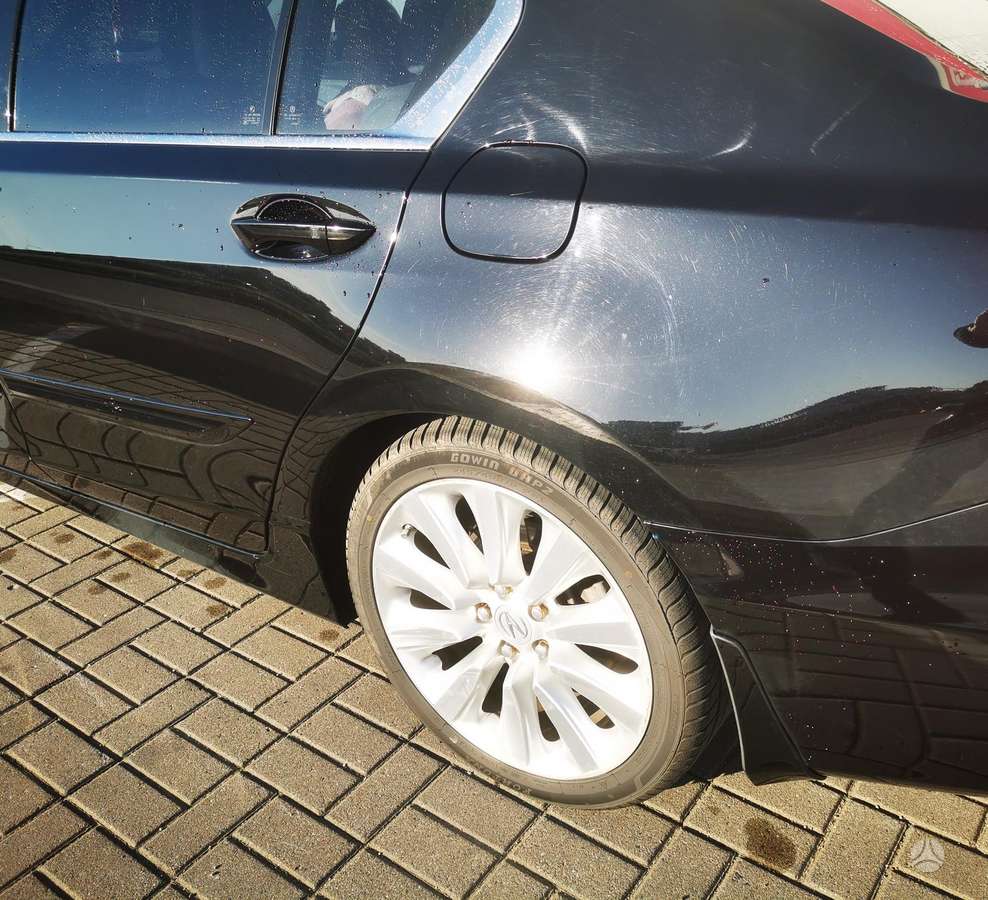 Honda Legend - 4