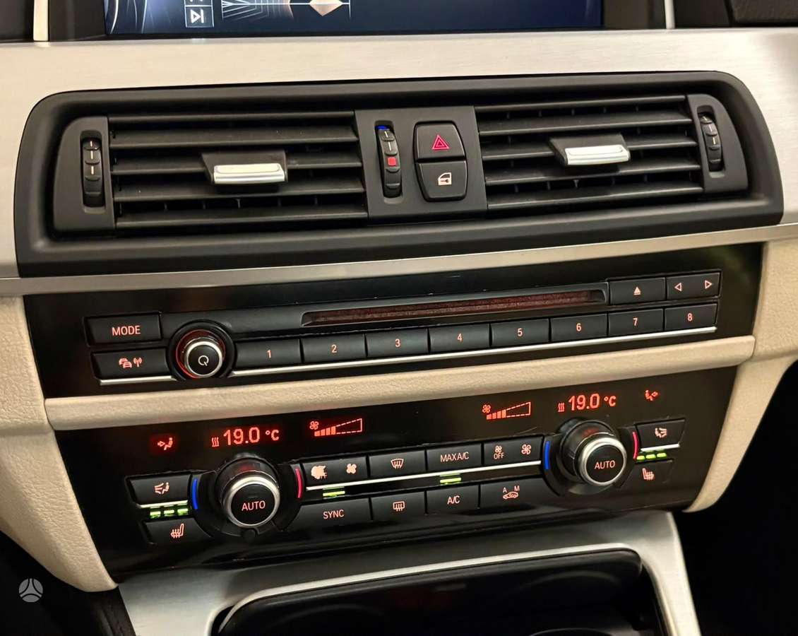 BMW 520, 2.0 l., wagon