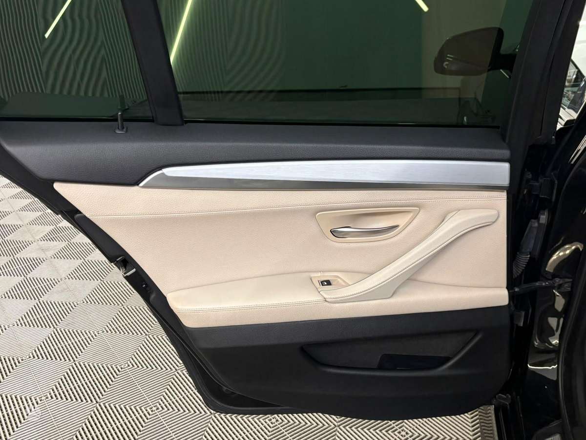 BMW 520, 2.0 l., wagon