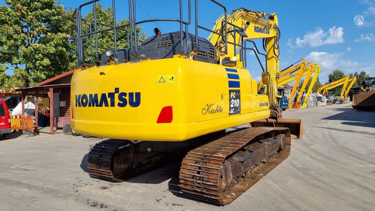 Komatsu PC 210 LC-11E0, экскаваторы