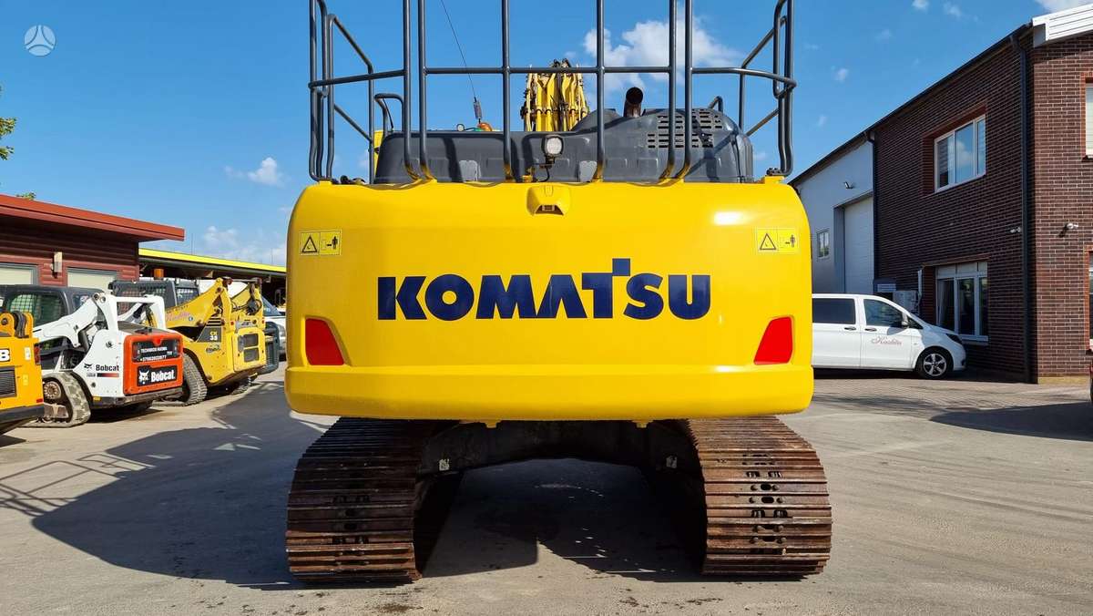 Komatsu PC 210 LC-11E0, экскаваторы