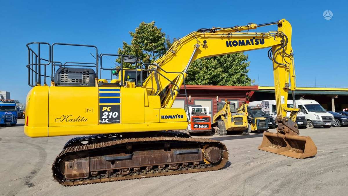 Komatsu PC 210 LC-11E0, экскаваторы