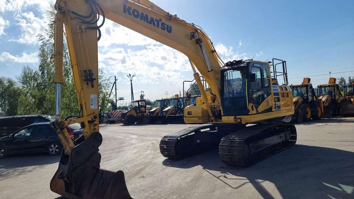 Komatsu PC 210 LC-11E0, экскаваторы