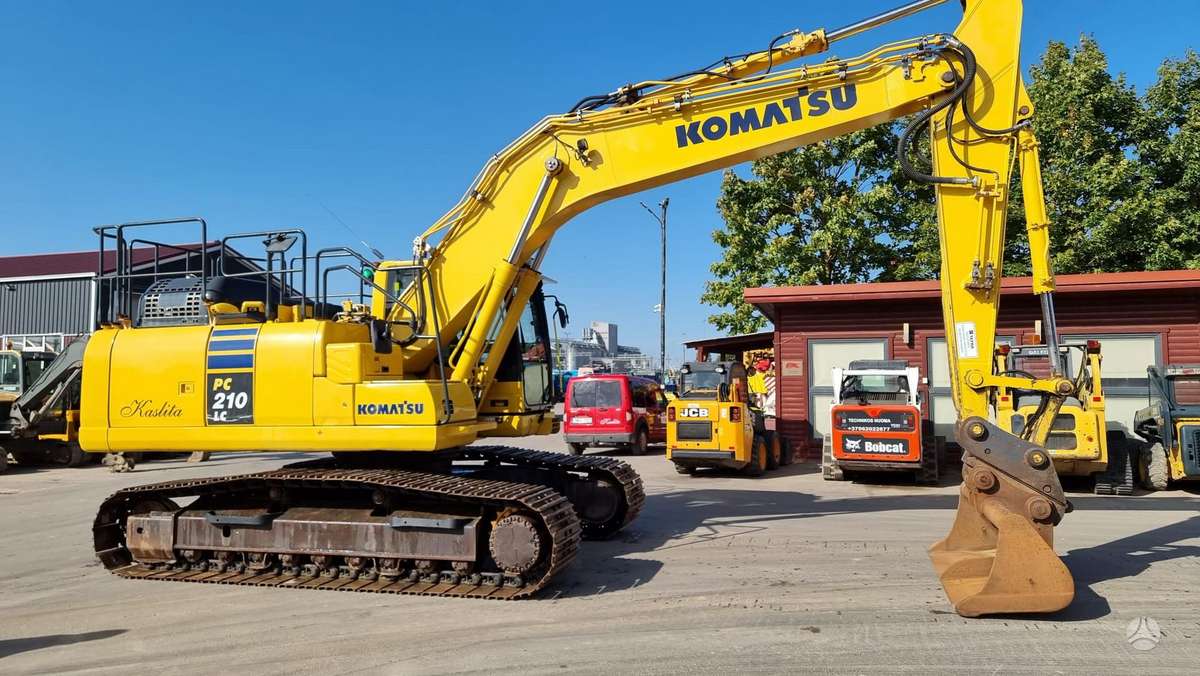 Komatsu PC 210 LC-11E0, excavator