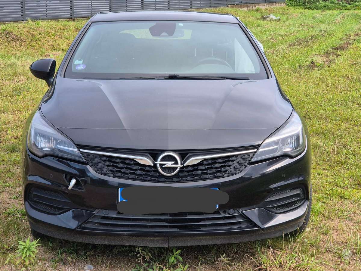 Opel Astra, 1.2 l., Хэтчбек