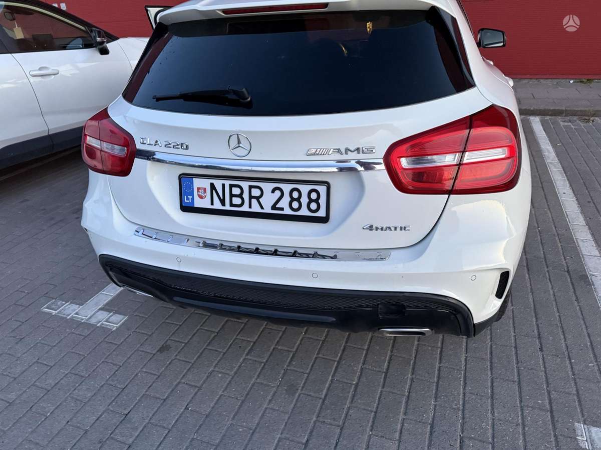 Mercedes-Benz GLA220 - 6