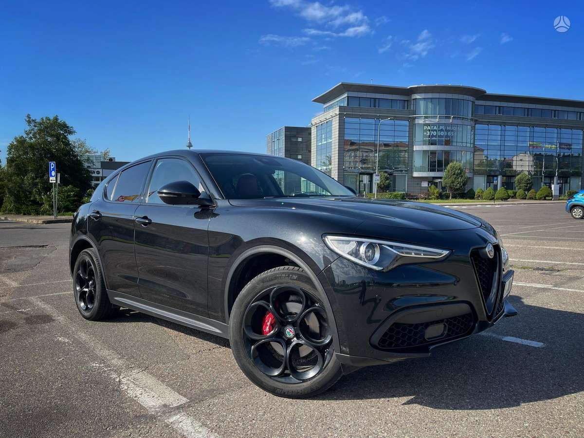 Alfa Romeo Stelvio - 3