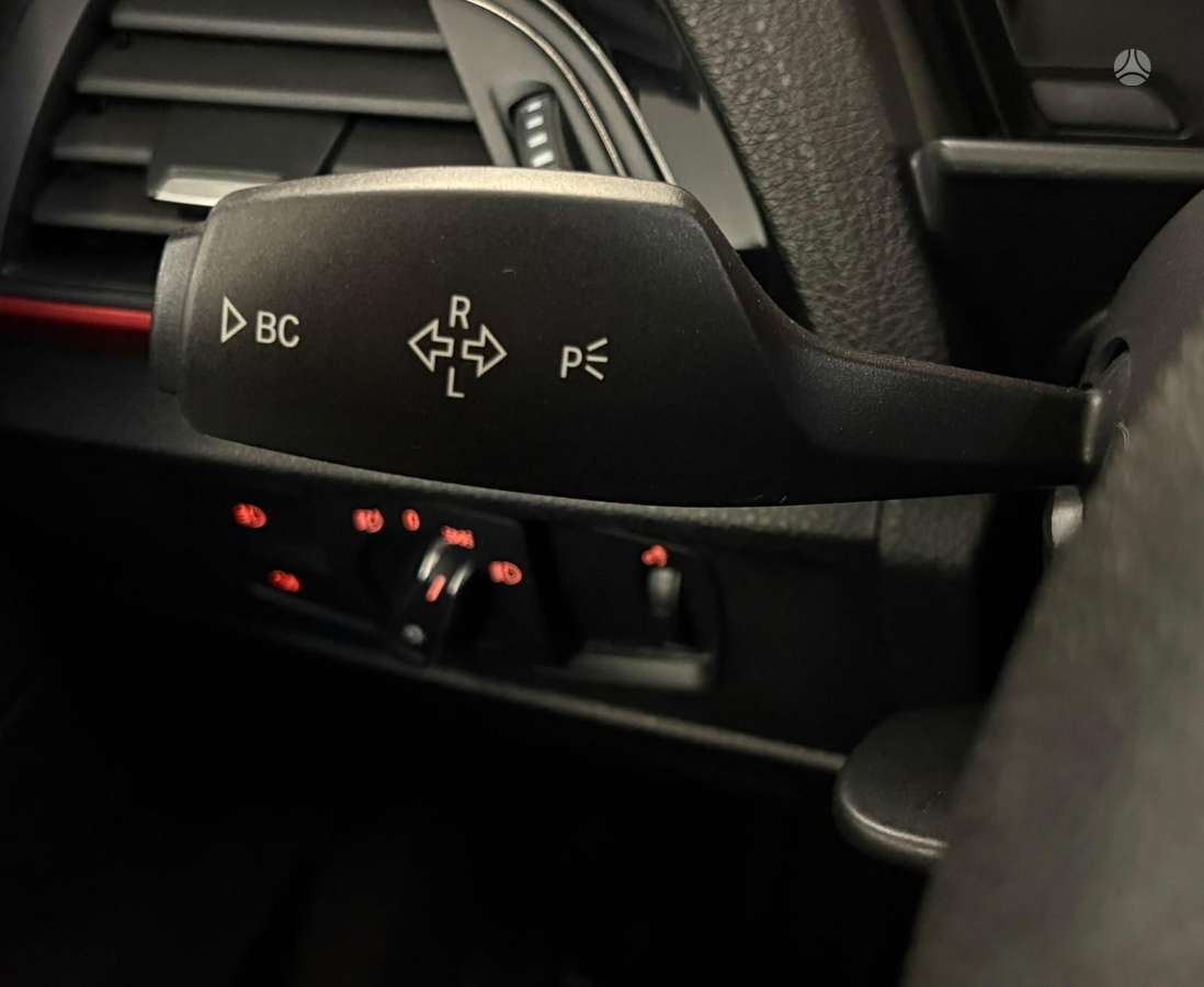 BMW 120, 1.5 l., Хэтчбек