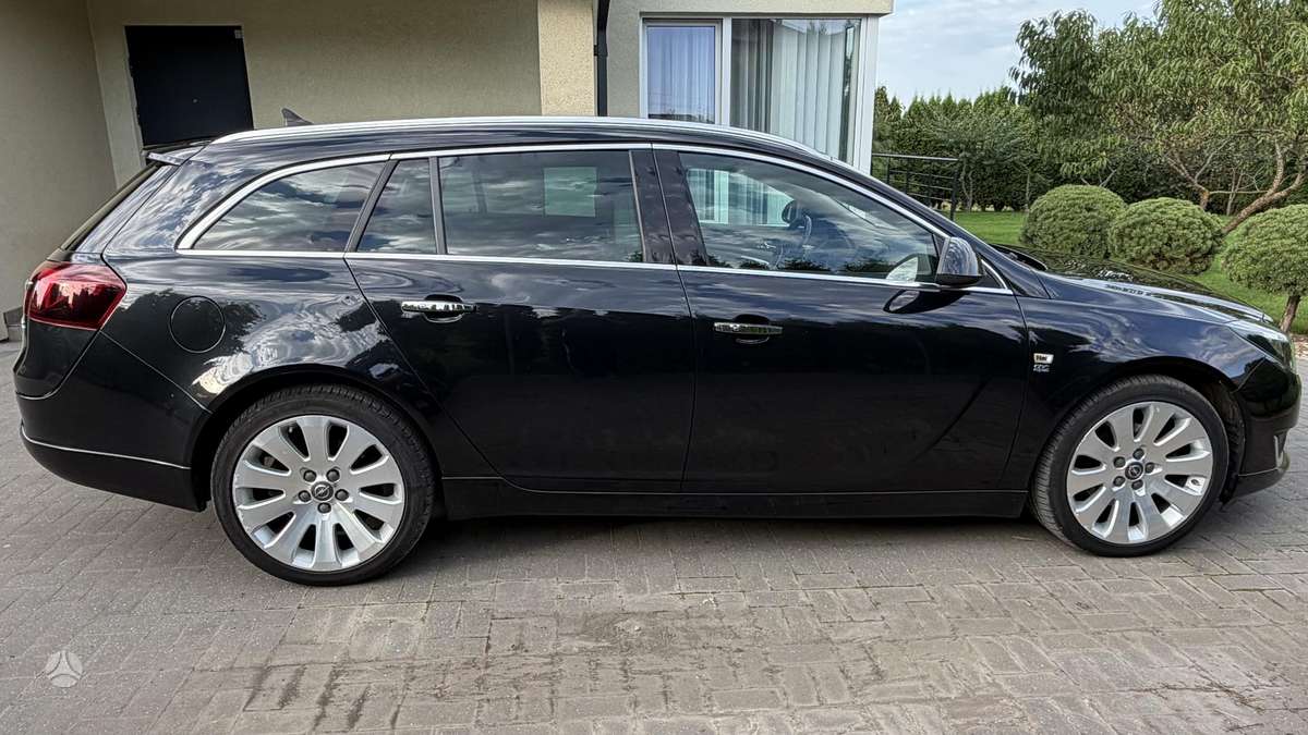 Opel Insignia, 2.0 l., wagon