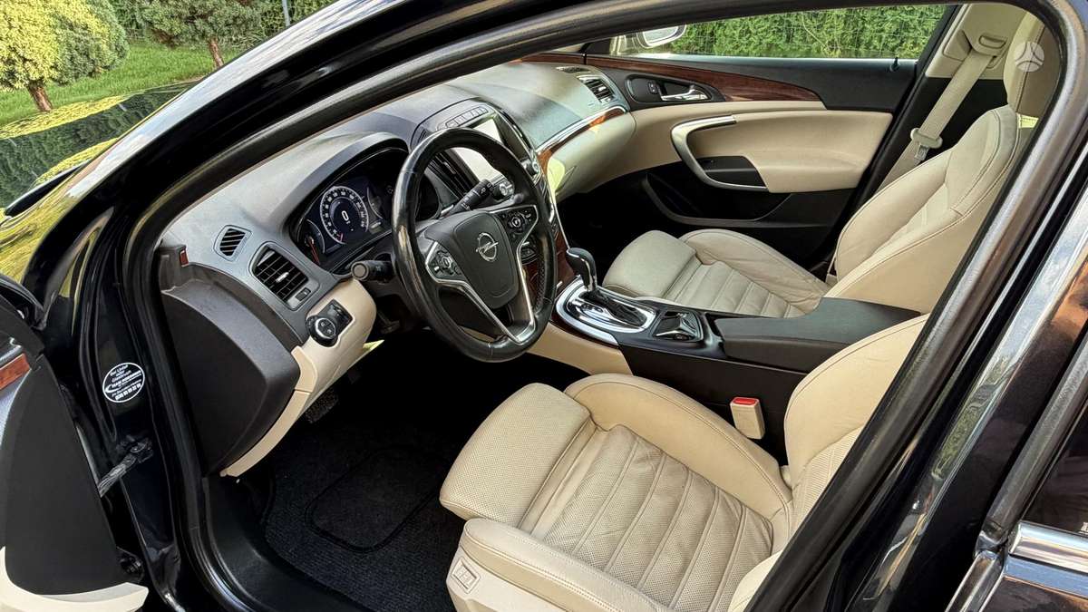 Opel Insignia, 2.0 l., wagon