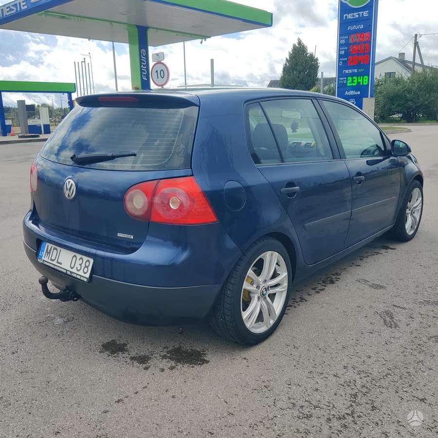 Volkswagen Golf - 3