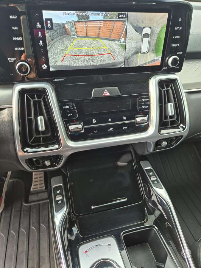 KIA Sorento - 4