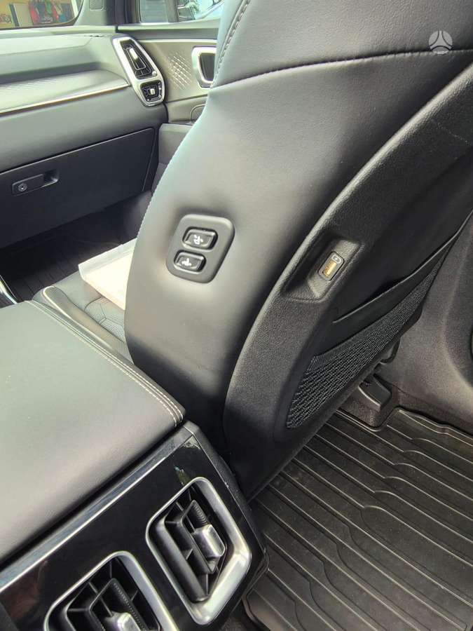 KIA Sorento - 7
