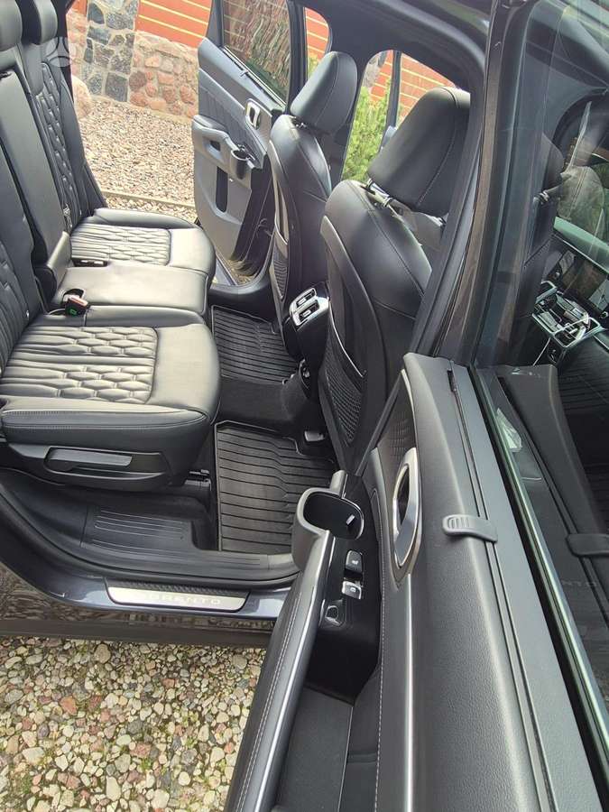 KIA Sorento - 8