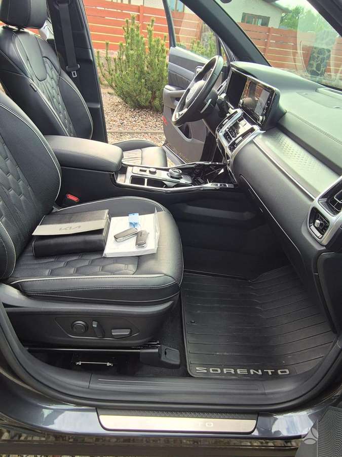 KIA Sorento - 12