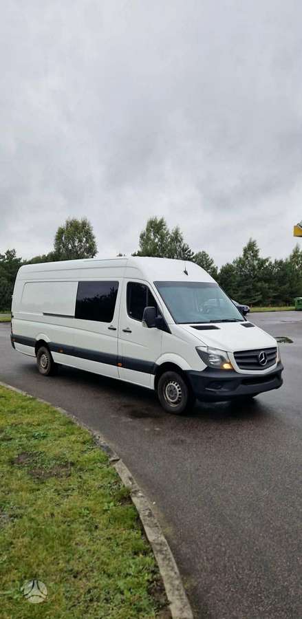 Mercedes-Benz Sprinter - 1