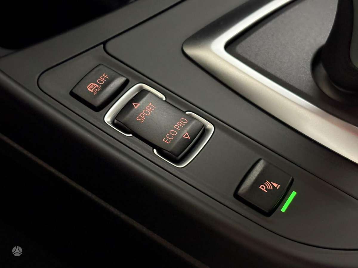 BMW 120, 2.0 l., Хэтчбек