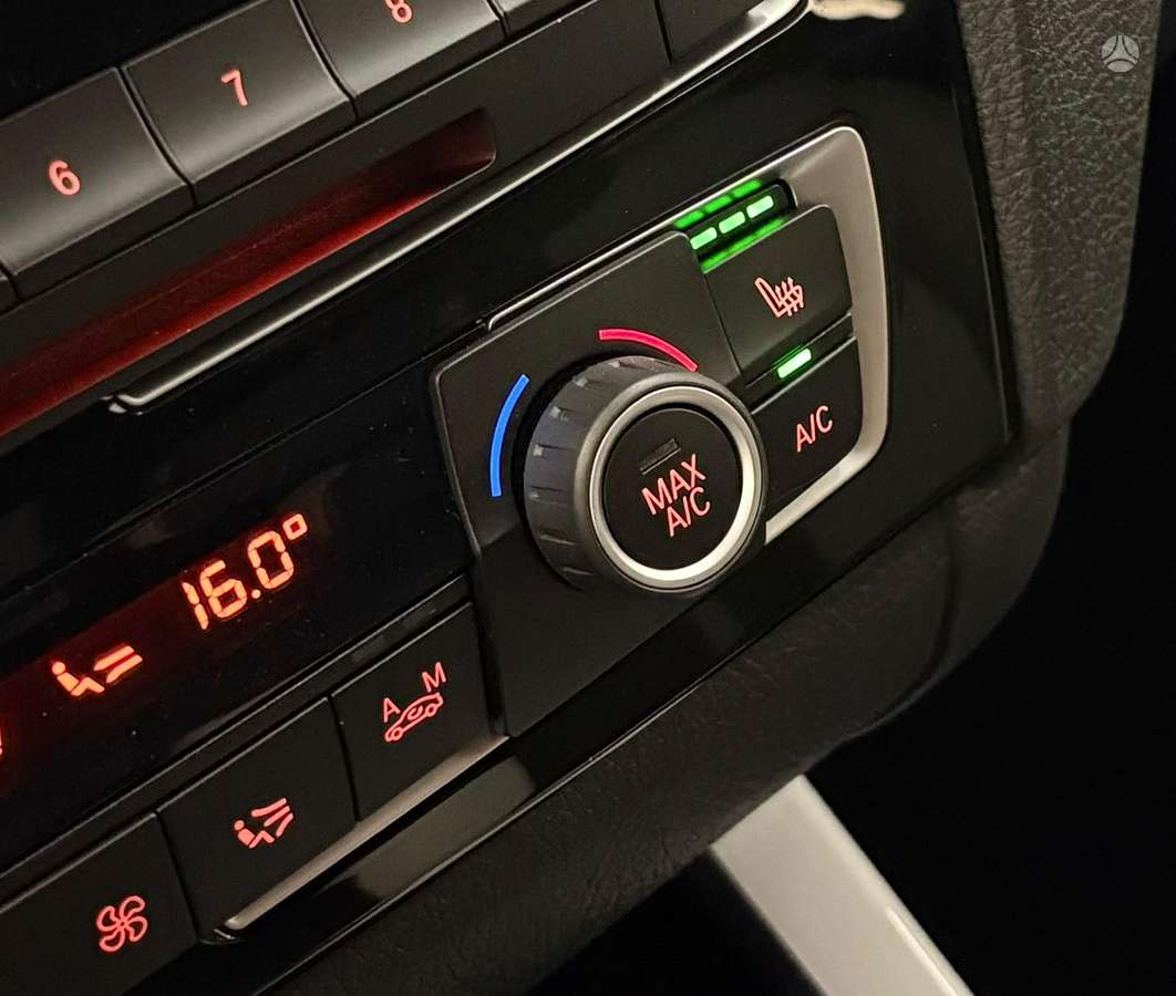 BMW 120, 2.0 l., hatchback