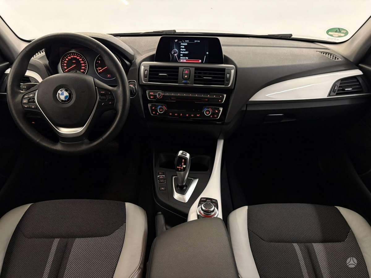 BMW 120, 2.0 l., hatchback