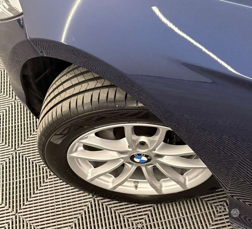 BMW 120, 2.0 l., hatchback