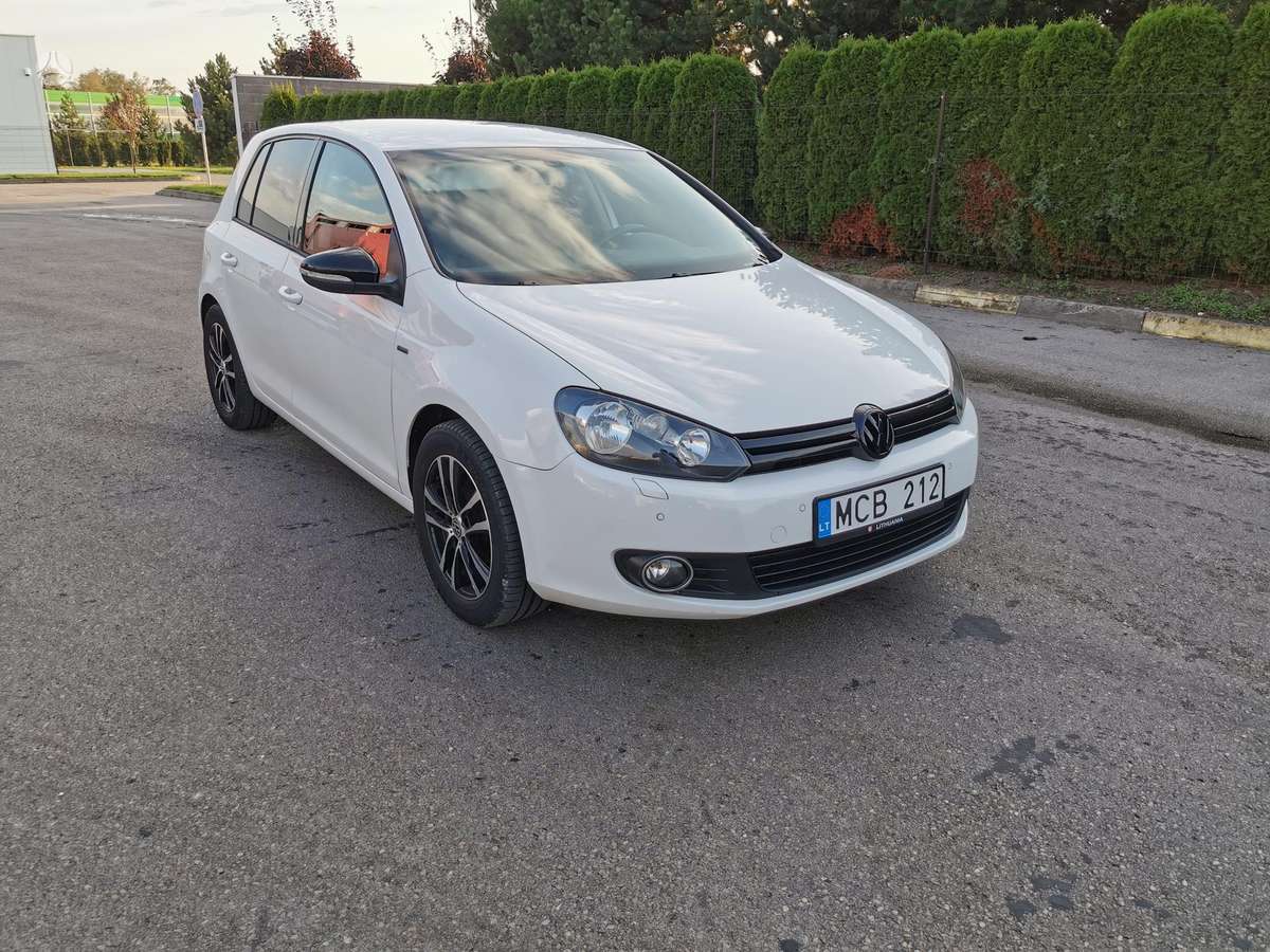 Volkswagen Golf, 1.6 l., hatchback